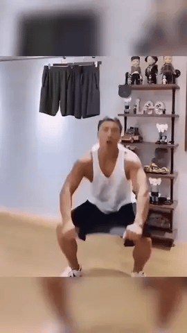 4 Stylish Shorts at the Price of 2 – Limited Time Steal Deal!